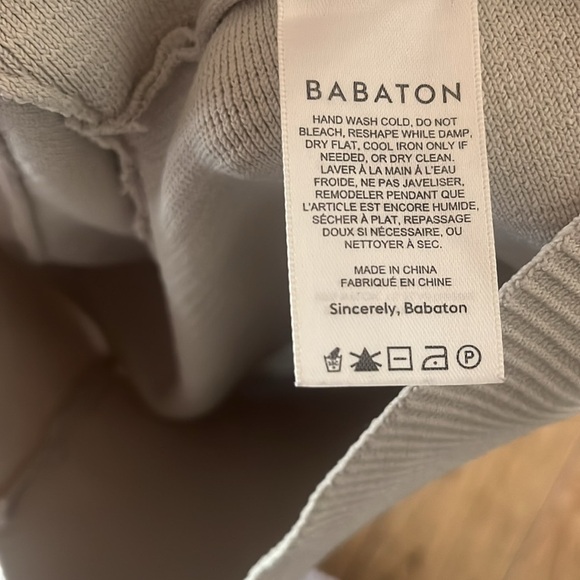 Aritzia Babaton Beige Ribbed Crop Short Sleeve Top size L - Picture 10 of 11